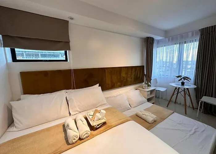 Living,the Persimmon 2-4pax *