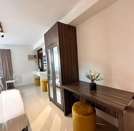 Living,the Persimmon 2-4pax Appartement *